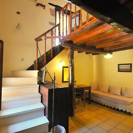 In Guest - Traditional For Relaxation And Rejuvenation Vendégház Hriszí Aktí Haniá