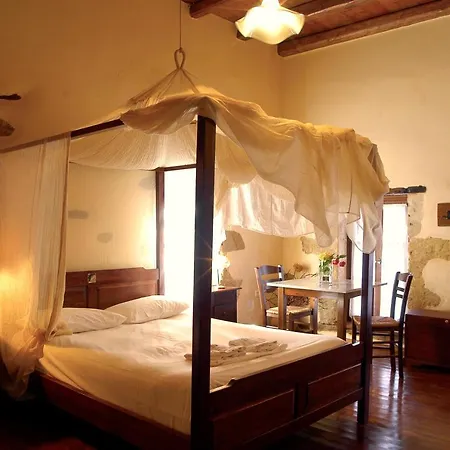 In Guest - Traditional For Relaxation And Rejuvenation Vendégház Hriszí Aktí Haniá