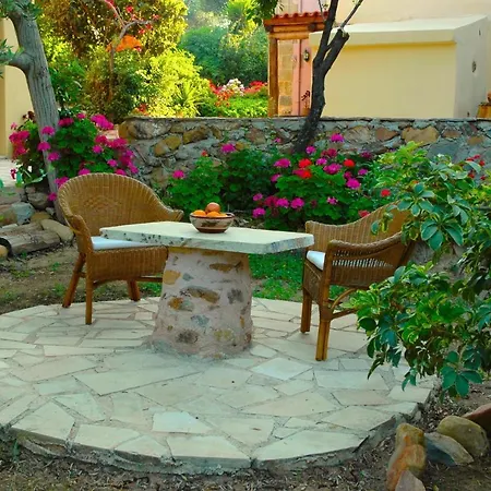 In Guest - Traditional For Relaxation And Rejuvenation * La Canea